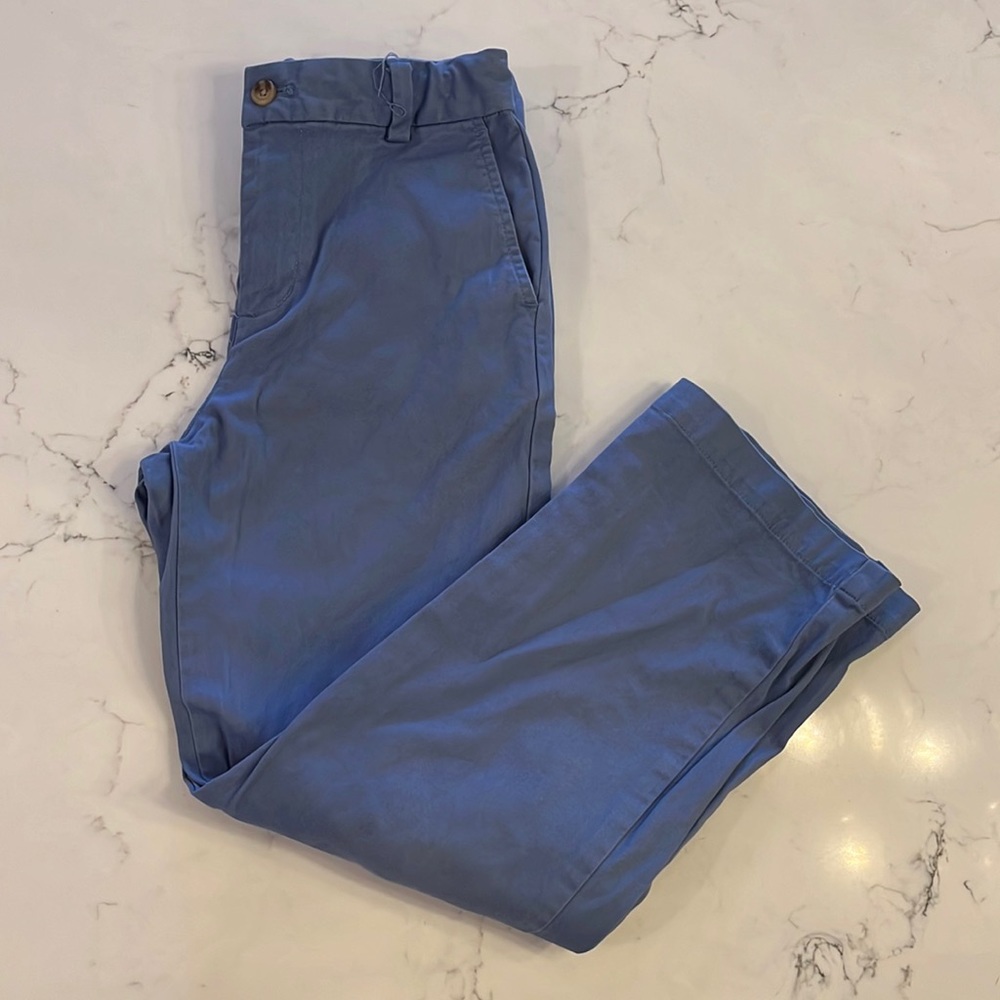 Vineyard vines khakis